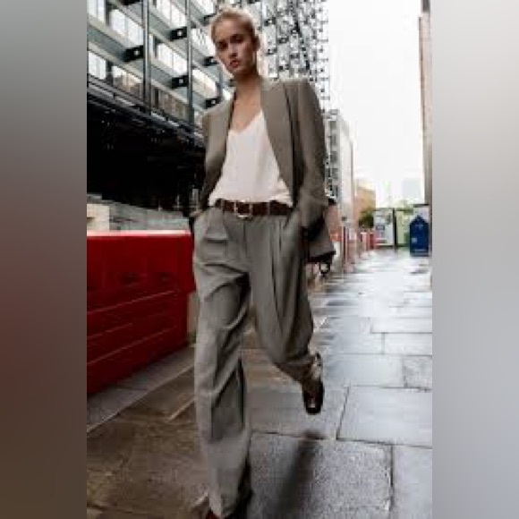 Zara grey Trousers - Picture 1 of 7